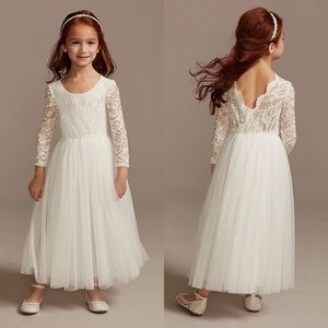 David’s Bridal Scalloped V-Back Lace A-Line Flower Girl Dress Size 2T